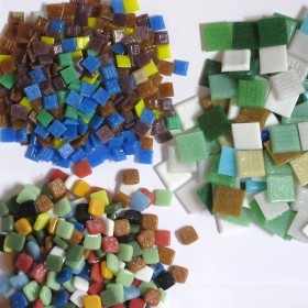 Mosaïque Pâte de verre 2x2 et 1x1cm, 950g