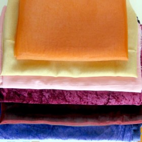 Occasion - Lot de tissus brillants, velours, organza