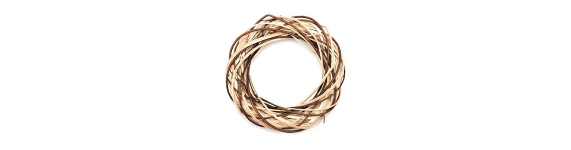 Straw and wicker rings